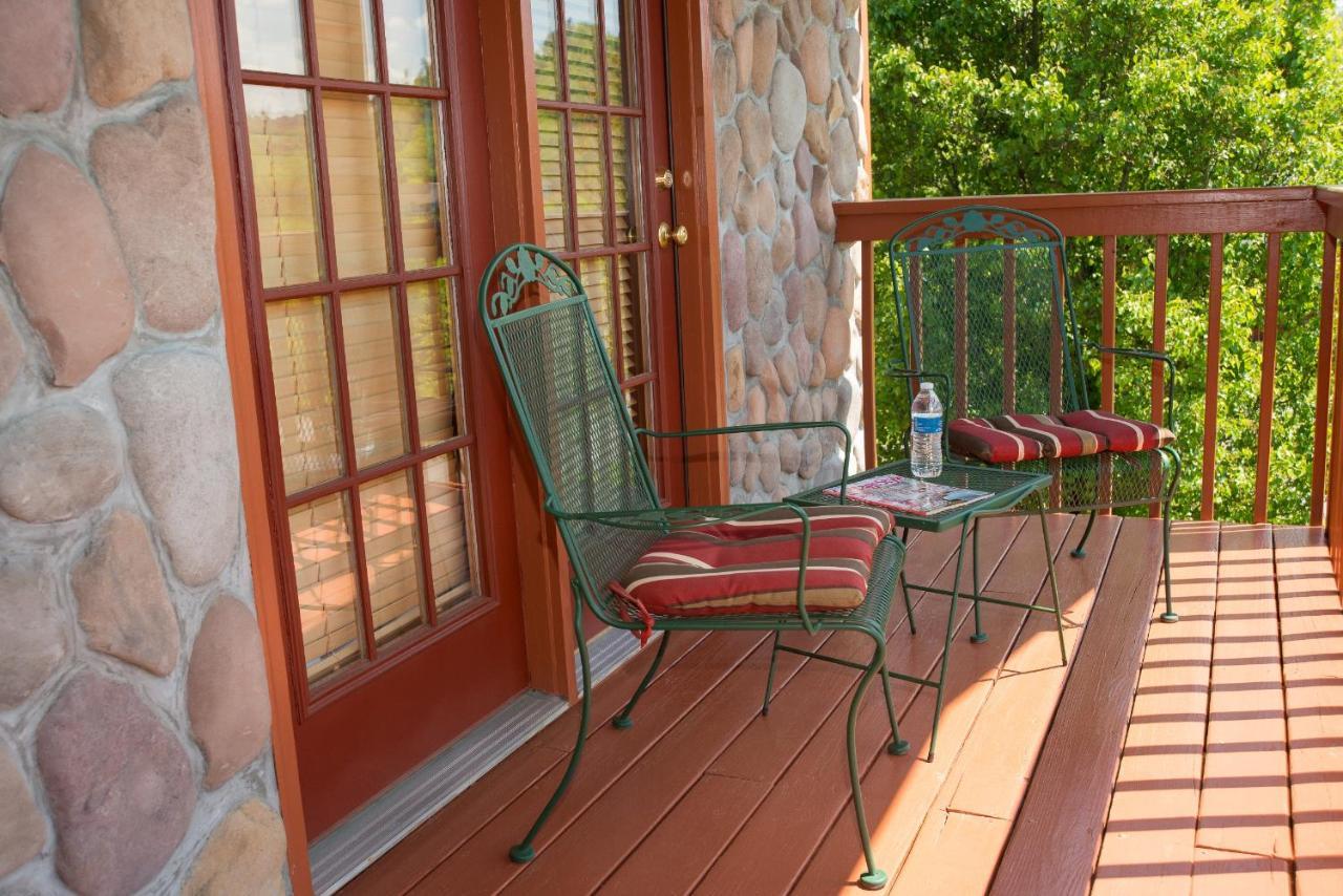Berry Springs Lodge Sevierville Δωμάτιο φωτογραφία